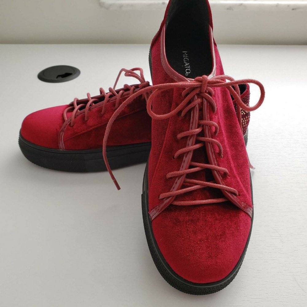 Migato Rare Burgandy Velvet Emoji Heel Sneaker - Picture 2 of 8